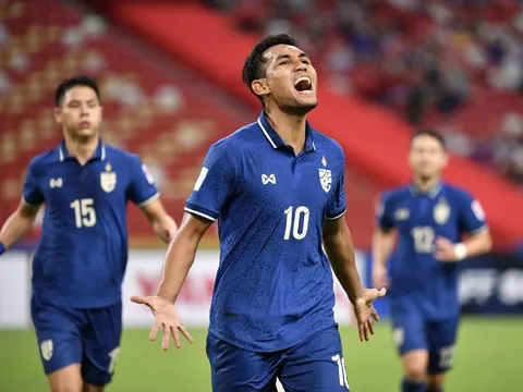 Thái Lan chốt danh sách dự AFF Cup: Trông chờ vào Teerasil Dangda