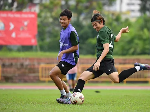 Thái Lan lợi thế lớn, luyện chiêu đấu tuyển Việt Nam
