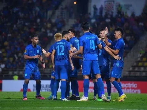 Thái Lan thắng tưng bừng trên sân nhà