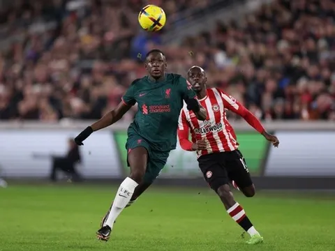 'Thảm họa' á quân World Cup khiến Liverpool gục ngã trước Brenford