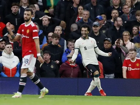 Thảm họa phòng ngự, Man Utd nát như tương trước Liverpool