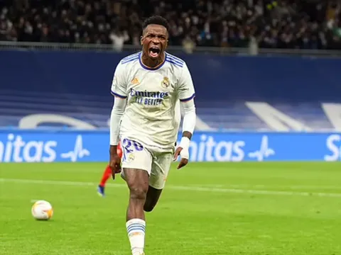 Thần đồng lên tiếng, Real Madrid ngược dòng nghẹt thở trước Sevilla
