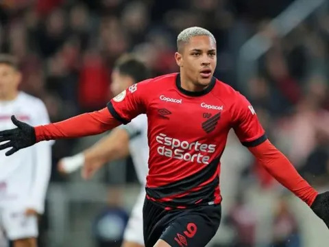 Thần đồng trở lại, ghi bàn trước khi đến Barcelona