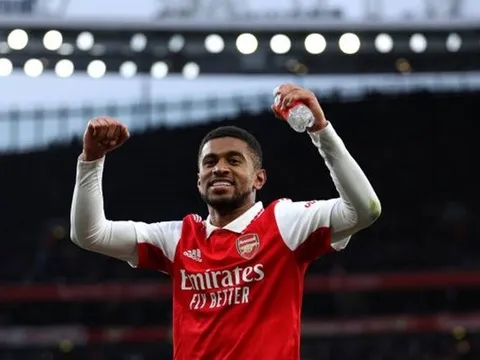 Thần tài tại Emirates