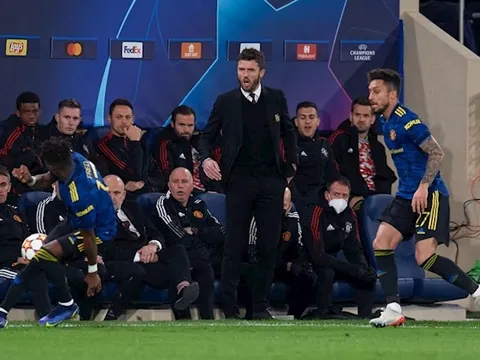 Thắng Villarreal, Carrick tìm ra một chiến thần