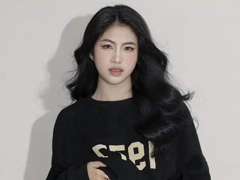Đón xuân, Thanh Nhã hóa siêu mẫu khiến fan tròn mắt