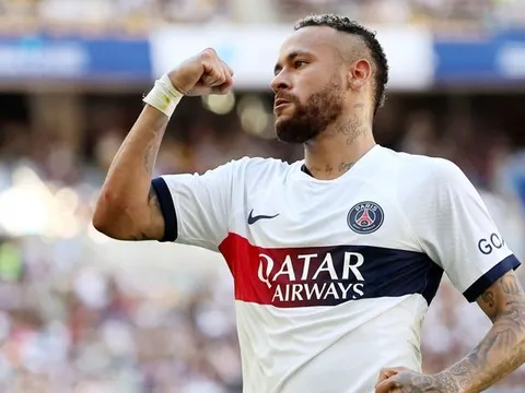 Thật hư việc Neymar "nổi loạn" ở PSG