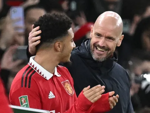 Thay đổi của Ten Hag đặt Sancho vào vị trí nguy hiểm nhất