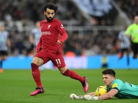 Thấy gì sau trận thua của Newcastle trước Liverpool