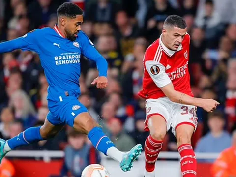 Thấy gì từ trận thắng của Arsenal trước PSV Eindhoven
