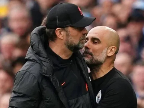 Thay Mahrez, Man City cạnh tranh 1 thương vụ với Liverpool