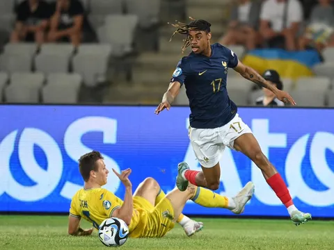 Thay Mbappe, PSG cạnh tranh mục tiêu Liverpool