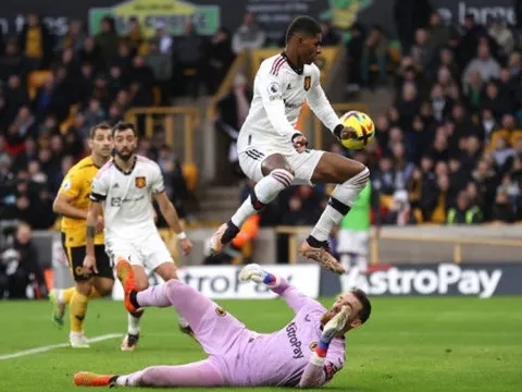 Thay người tài tình, Ten Hag giúp Man Utd chen chân top 4