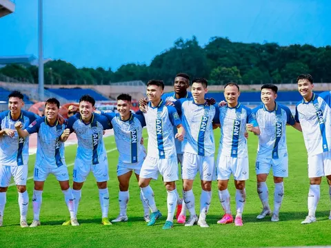 Thay Quế Ngọc Hải, Phạm Xuân Mạnh,... SLNA gọi loạt cầu thủ trẻ lên đội một