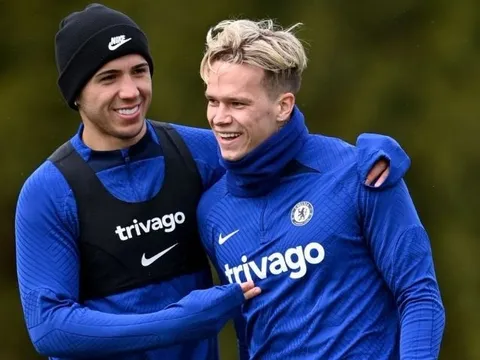 Thêm 2 cầu thủ Chelsea có danh hiệu ở mùa này