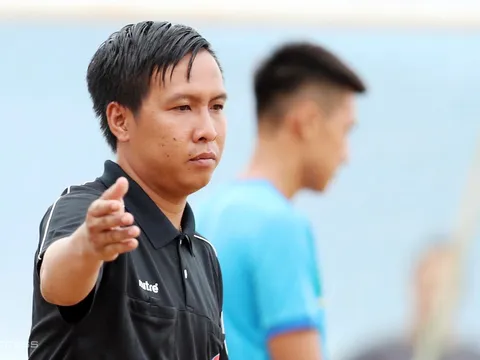 "Theo nghề trọng tài thì phải đối mặt với hiểm nguy nhưng không ngờ..."