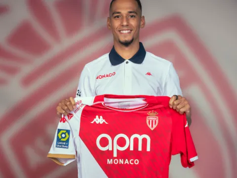 CHÍNH THỨC! West Ham chia tay hậu vệ người Đức