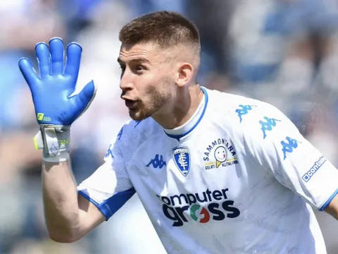 Thủ môn Empoli gây sốt với hat-trick cứu thua