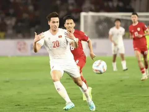Thua Indonesia, HLV Troussier vẫn khen ngợi các học trò