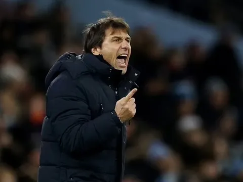 Thua ngược cay đắng, Conte phá vỡ im lặng