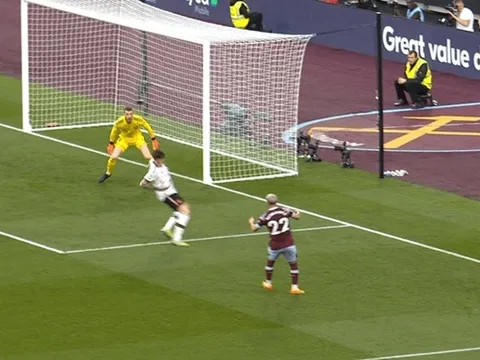 Thua trận, sao Man Utd khiến chuyên gia sốc nặng