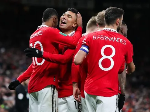 Thua trận, Vincent Kompany khen ngợi 2 cầu thủ Man United