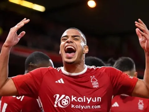 Thương vụ 70 triệu nổ tại Premier League?