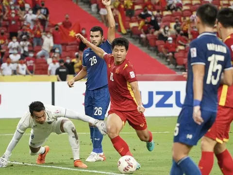 Tiền đạo Hà Đức Chinh nghỉ 6 tháng vì đứt dây chằng chéo sau