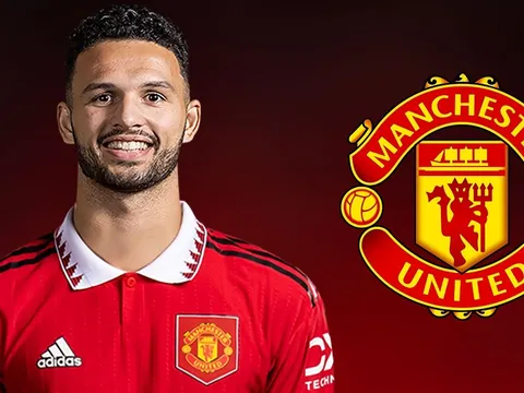 Tiền đạo mới của Man Utd dần lộ diện?