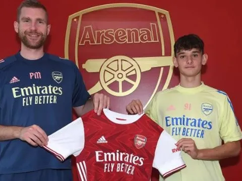 Tiền vệ giúp Arsenal tiết kiệm hàng chục triệu bảng