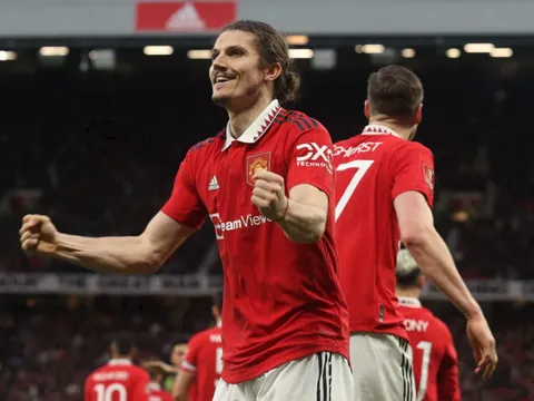 Tiền vệ M.U tập riêng để ghi bàn