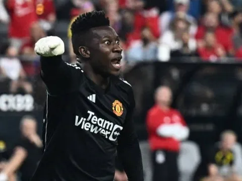 Onana báo hiệu mùa hè chia ly của Man Utd