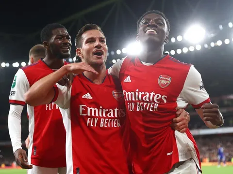 Tiếp đà thăng hoa, Arsenal kéo dài chuỗi bất bại lên con số 8