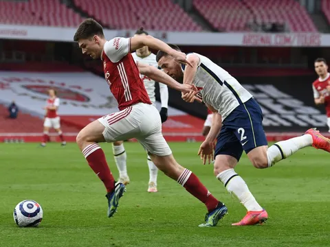 NÓNG! 'Nạn nhân của Zinchenko' đứng trước cánh cửa rời Arsenal