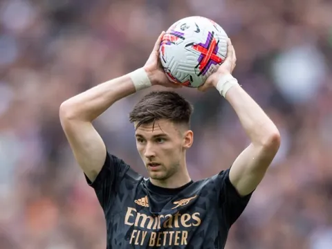 Man City ra điều kiện để Arsenal chiêu mộ Cancelo