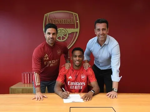 Tân binh Arsenal có thể đá 3 vị trí khác nhau