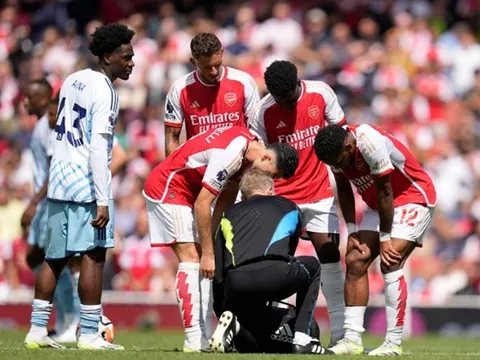 Hệ lụy cho Arsenal khi Timber chấn thương