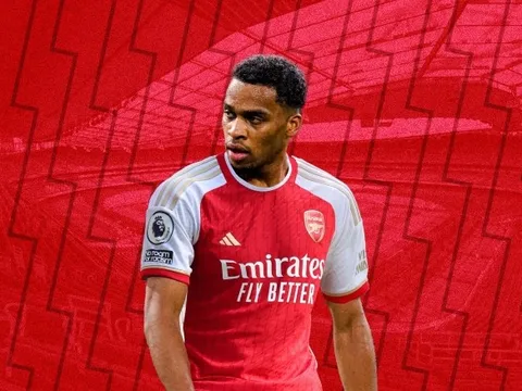 Van Basten khẳng định Timber sai lầm khi đến Arsenal