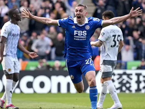 Juventus tranh món hời 13 triệu bảng với Arsenal