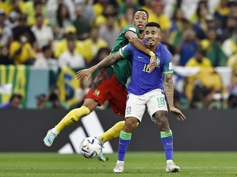 Tin sét đánh giáng xuống Brazil, 2 ngôi sao mất World Cup