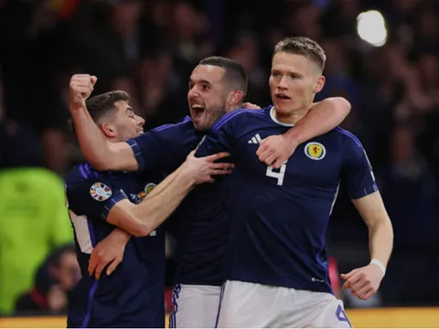 Tình thế đảo ngược của McTominay