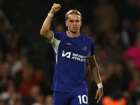 Tỏa sáng trước Newcastle nhưng bom tấn Chelsea vẫn bị Pochettino cảnh báo