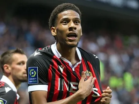 Mục tiêu của Manchester United lập kỷ lục lạ tại Ligue 1