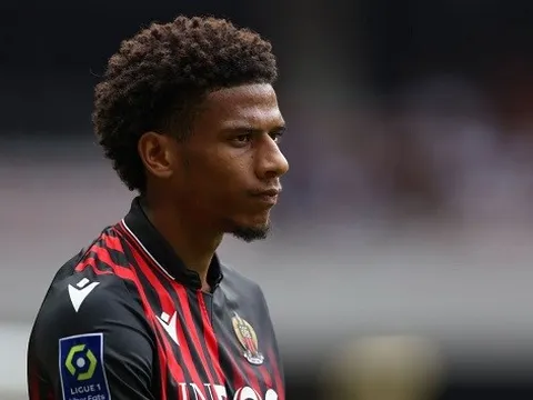 Man Utd, Liverpool cử tuyển trạch viên xem giò chữ ký 45 triệu euro