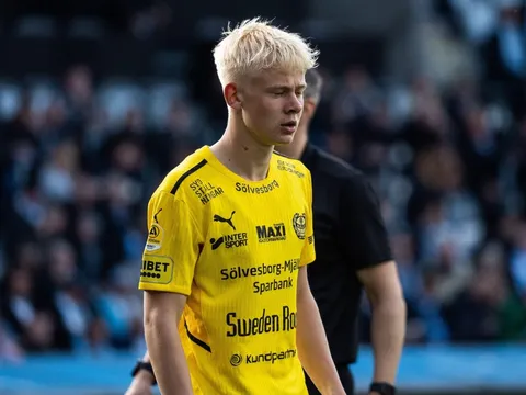 "Tôi bị sốc khi được M.U theo đuổi"