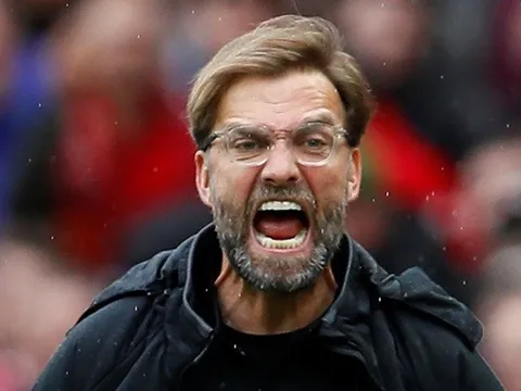 "Tôi đã nghe Klopp gào thét và la mắng, không vui với Van Dijk"