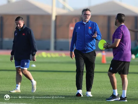 "Tôi đã thấy nhiều người phê phán HLV Troussier"