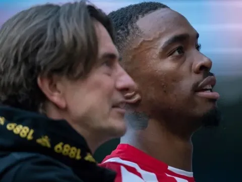 "Tôi hiểu tại sao cậu ấy được nhiều CLB lớn chú ý"