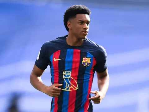 "Tôi muốn ở lại Barca"