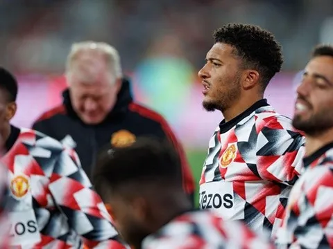 "Tôi thà sở hữu cậu ấy ở đội hơn là có Sancho"